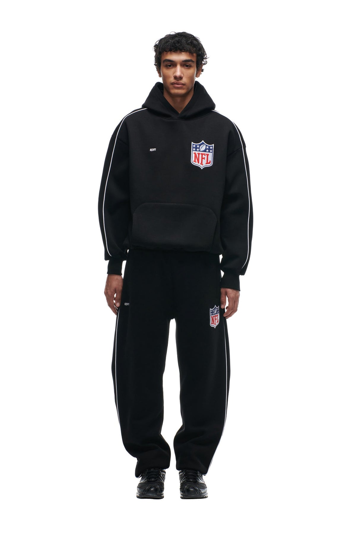 SHIELD LOGO HOODIE BLACK